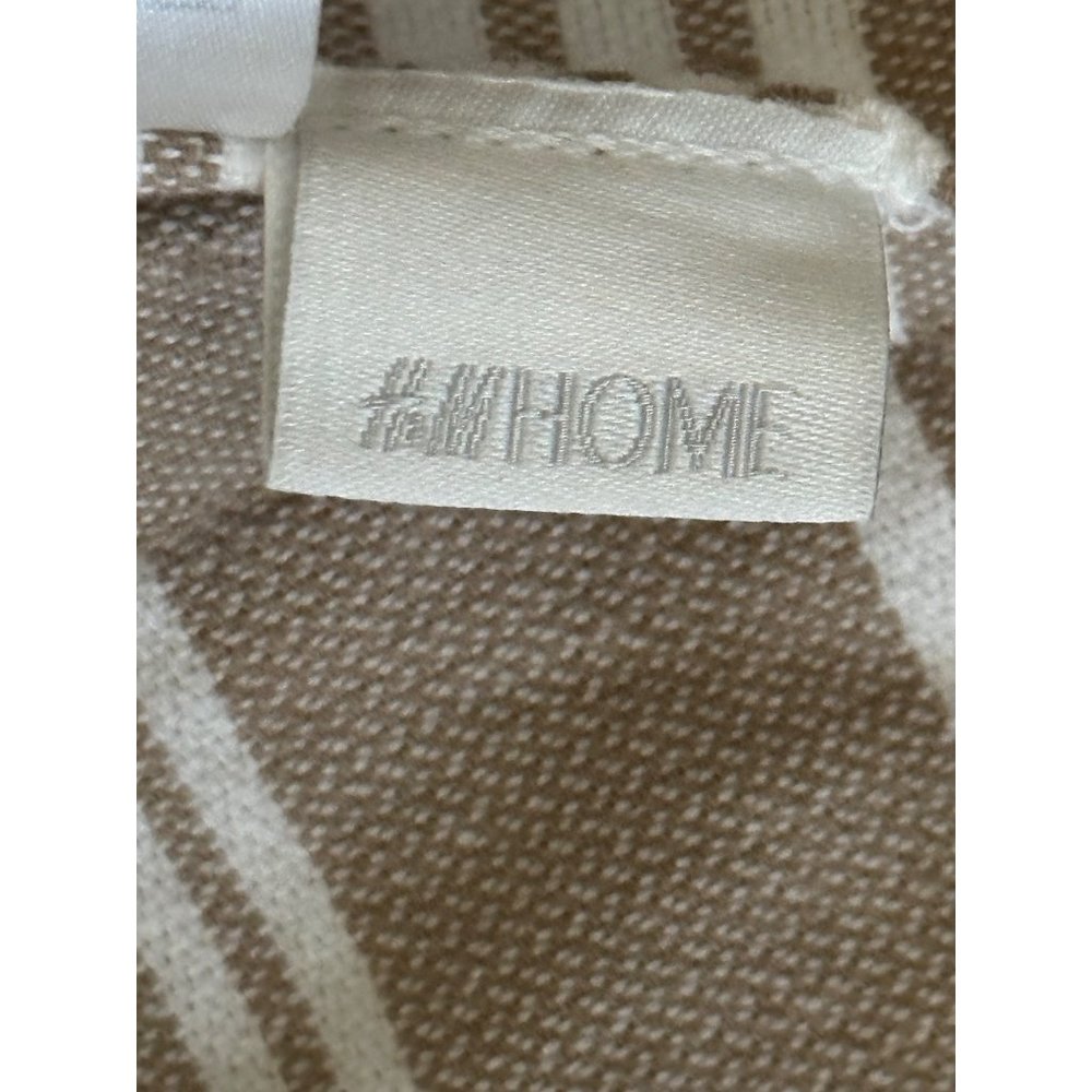 H & M Home 100% cotton beige white striped fringed 31 x 65 oblong table runner - Picture 10 of 10